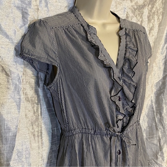 H&M cap sleeve striped blouse, elastic/drawstring waist SZ 8, GUC - Picture 2 of 7